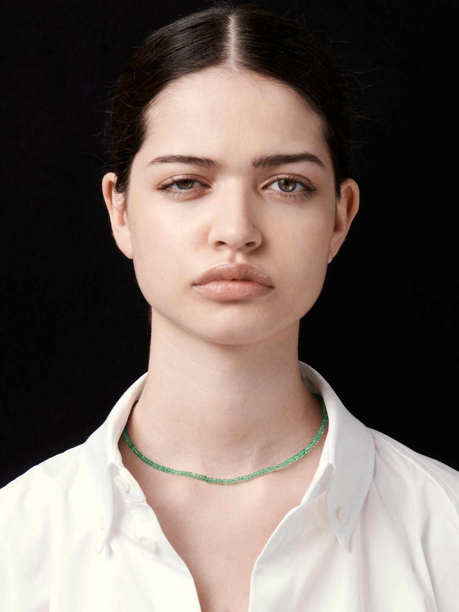 Small emerald bead necklace photo 6