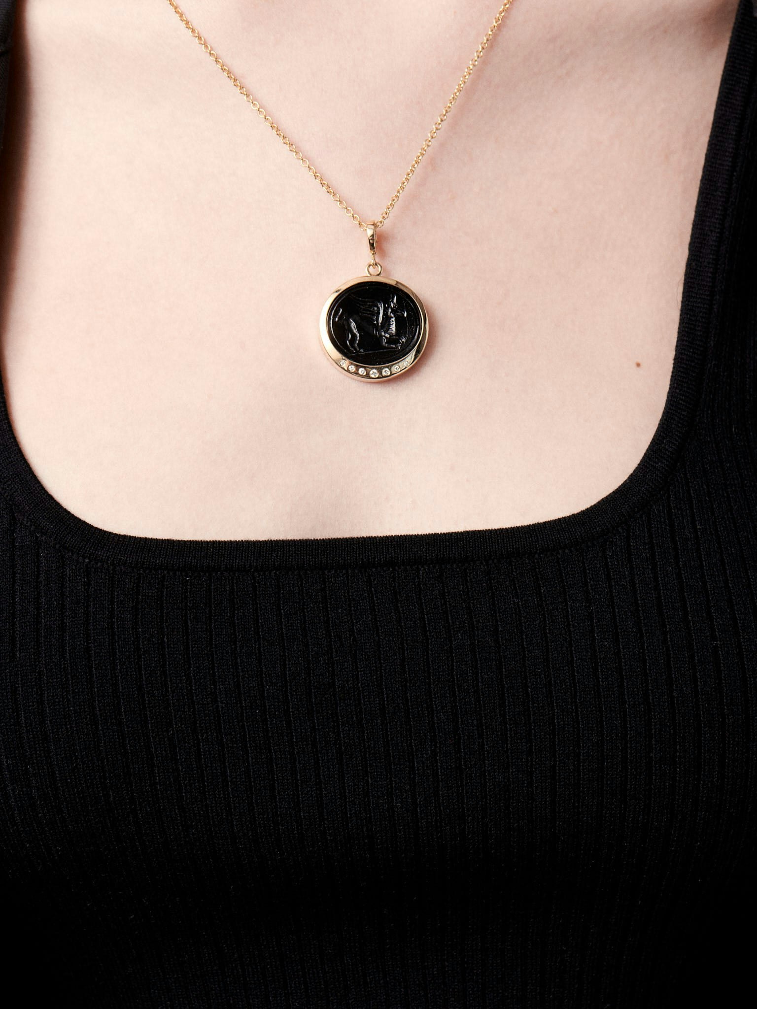 Griffin venetian black glass coin and diamond necklace photo 2