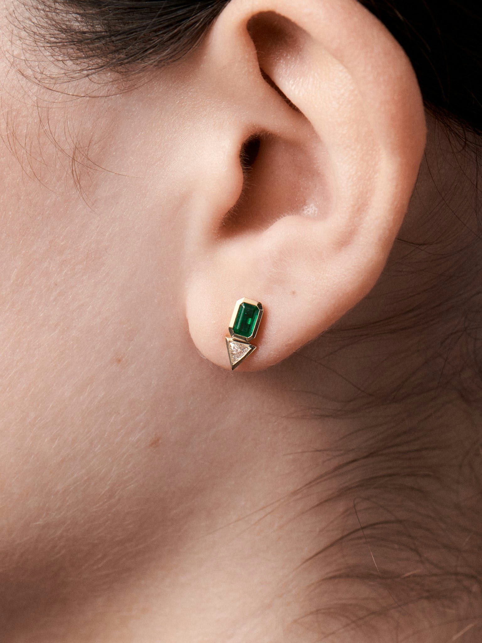Emerald and trillion diamond studs photo 2