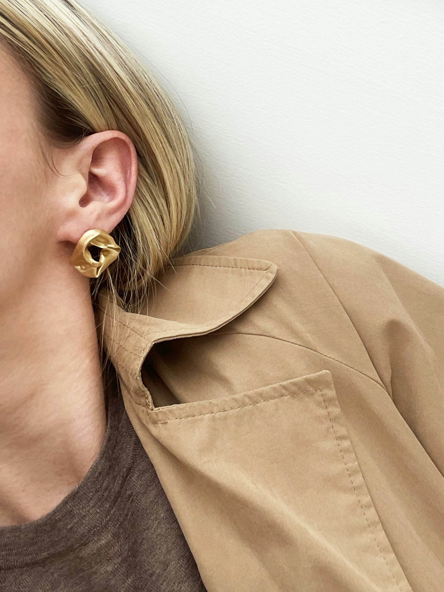 "Notsobig" scrunch earrings photo 5