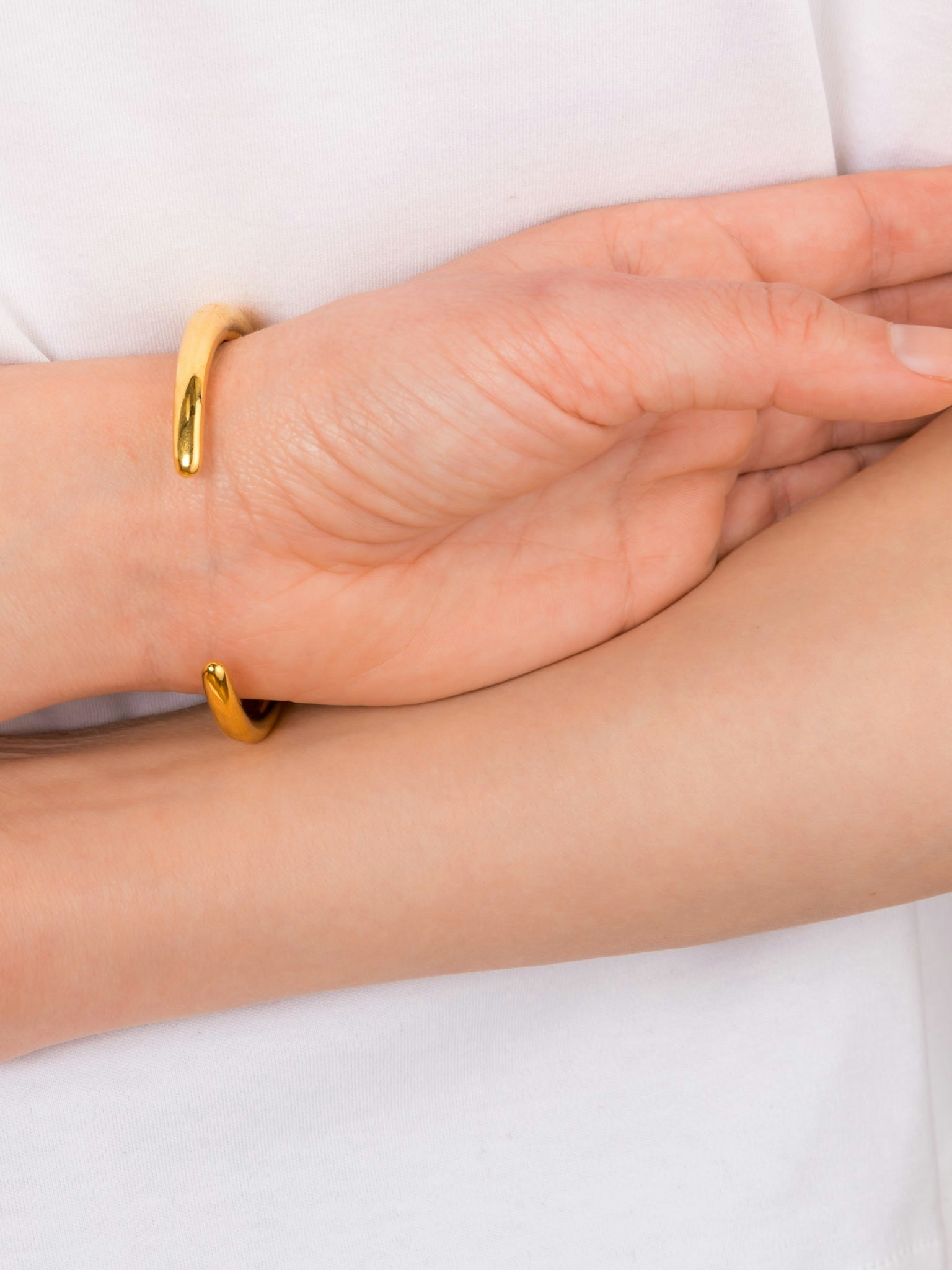 Scoop cuff photo 4