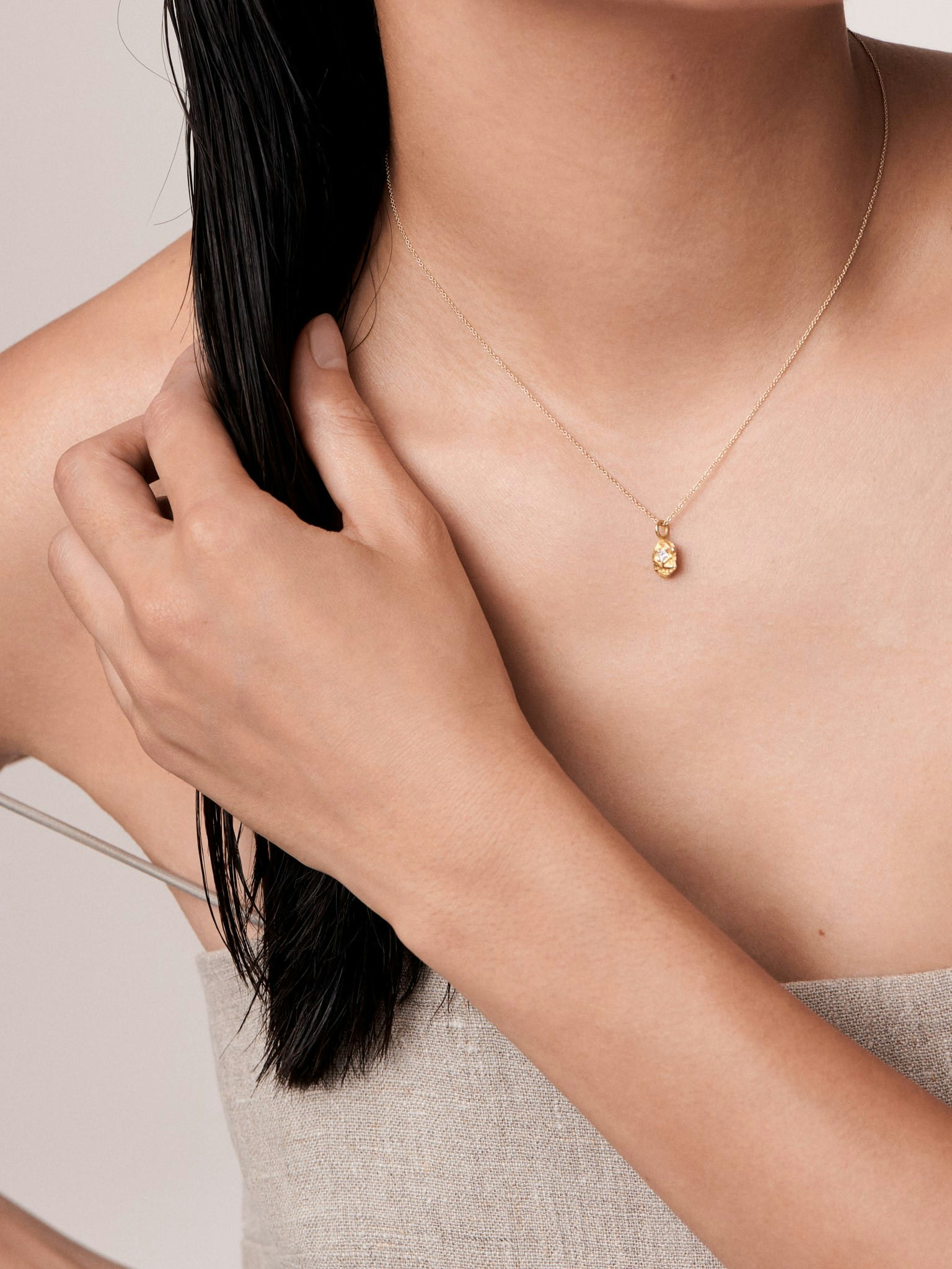 Bliss diamond necklace photo 2