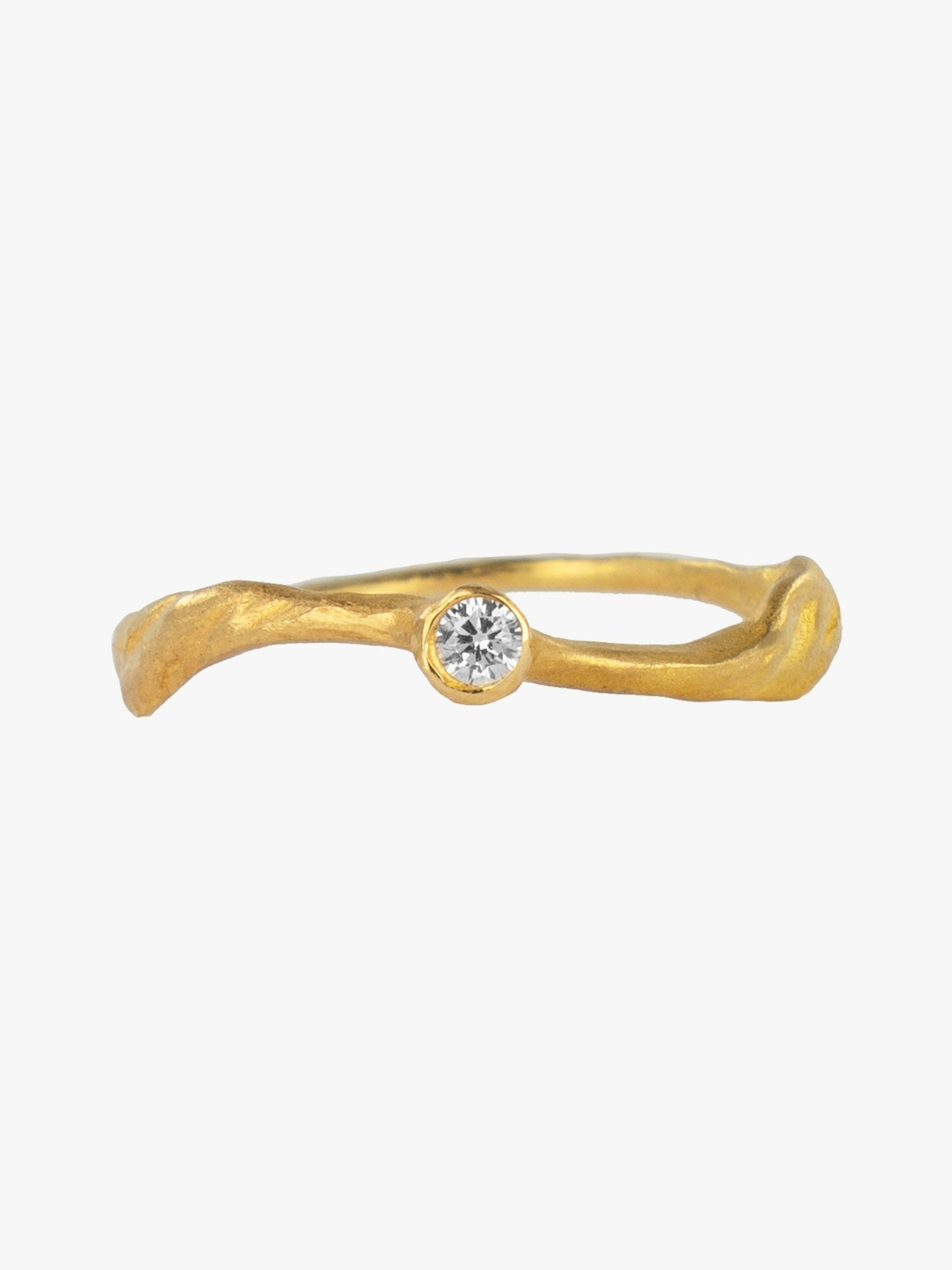 Small solitaire diamond ring photo 1