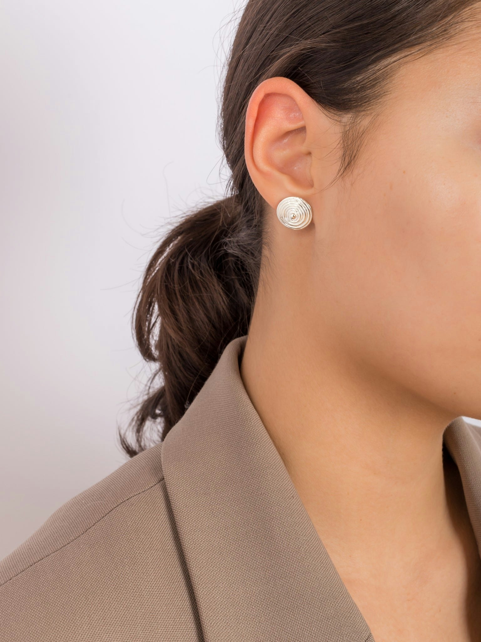 Zephyrus earrings photo 2