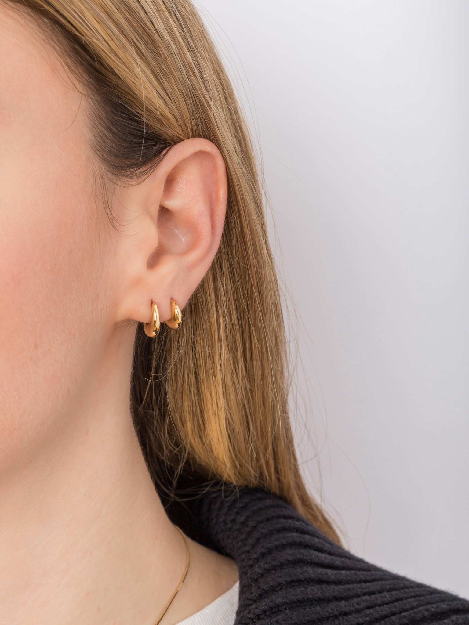 Mini charis earrings photo 2