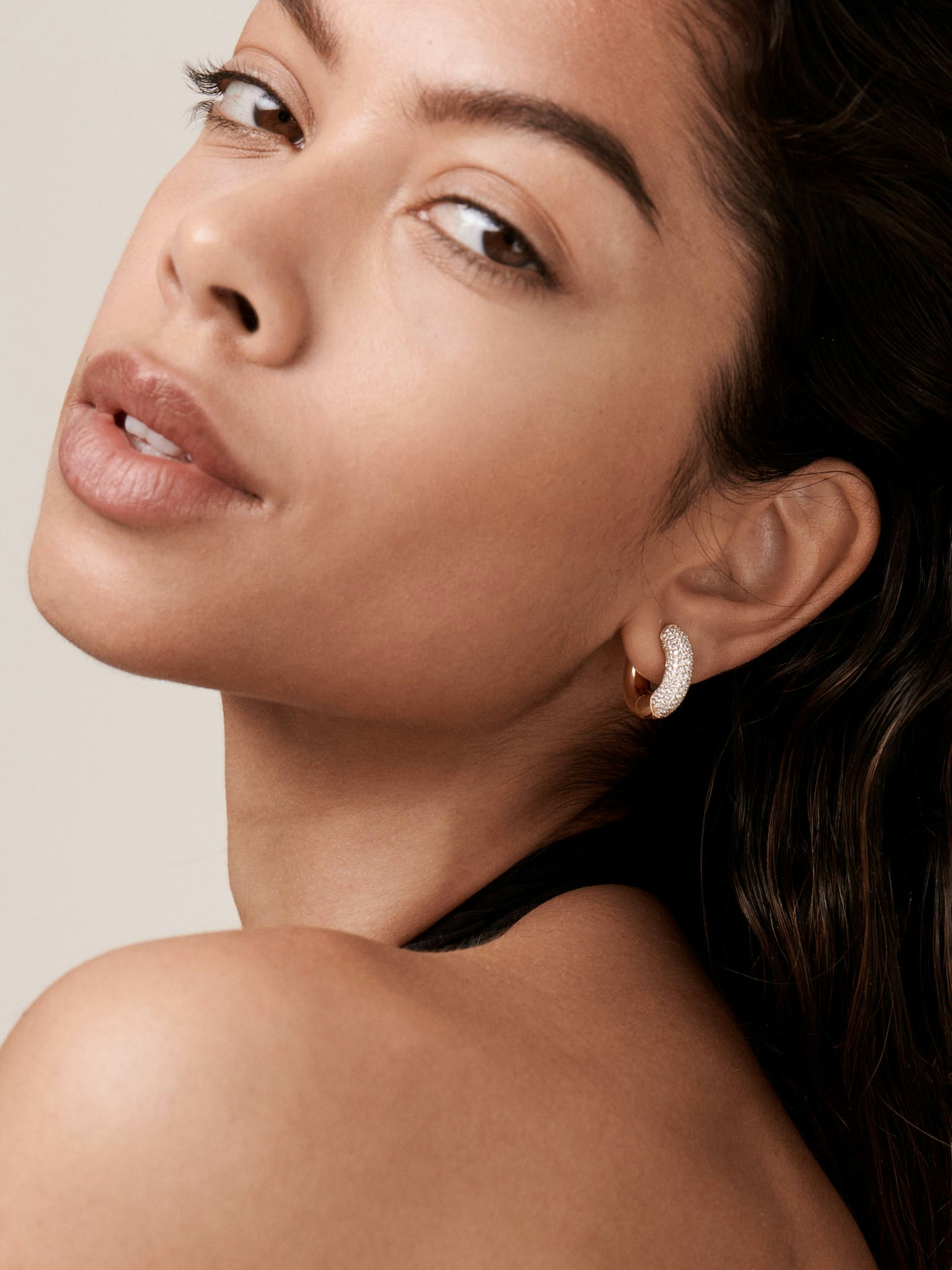 Absolutely fat creole pavé diamond hoop earrings photo 2