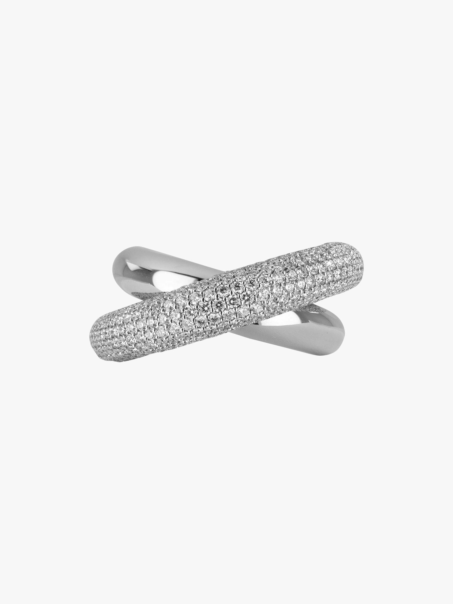 Infinity loop half pavé diamond ring photo 1