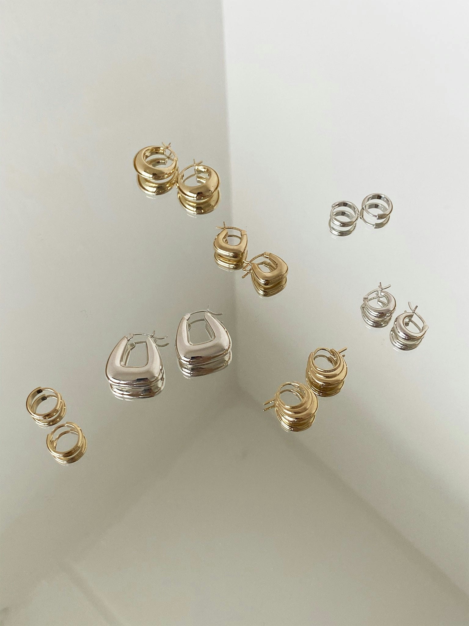Classic hoop earrings photo 5