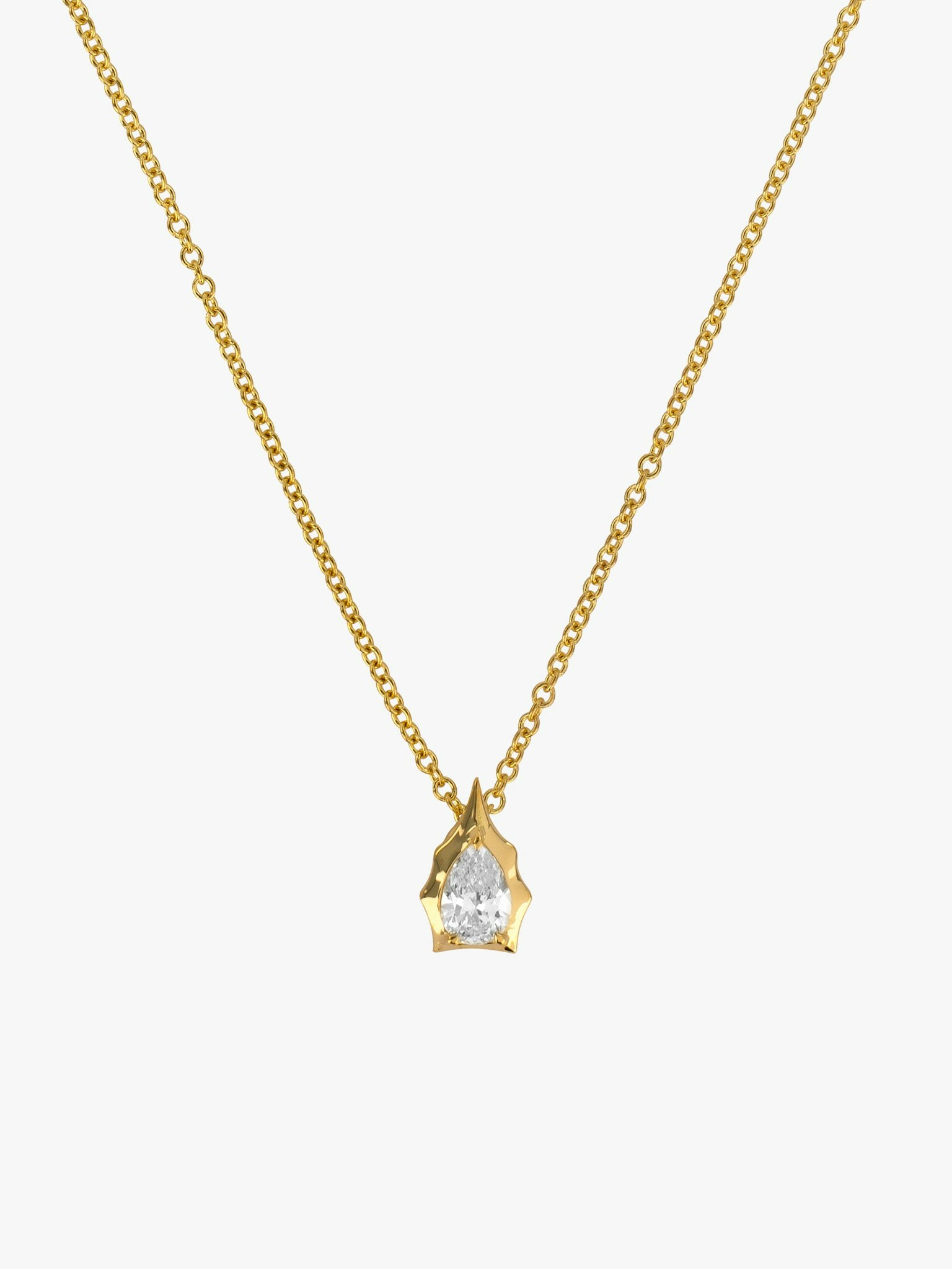 Envoy diamond pendant photo 1