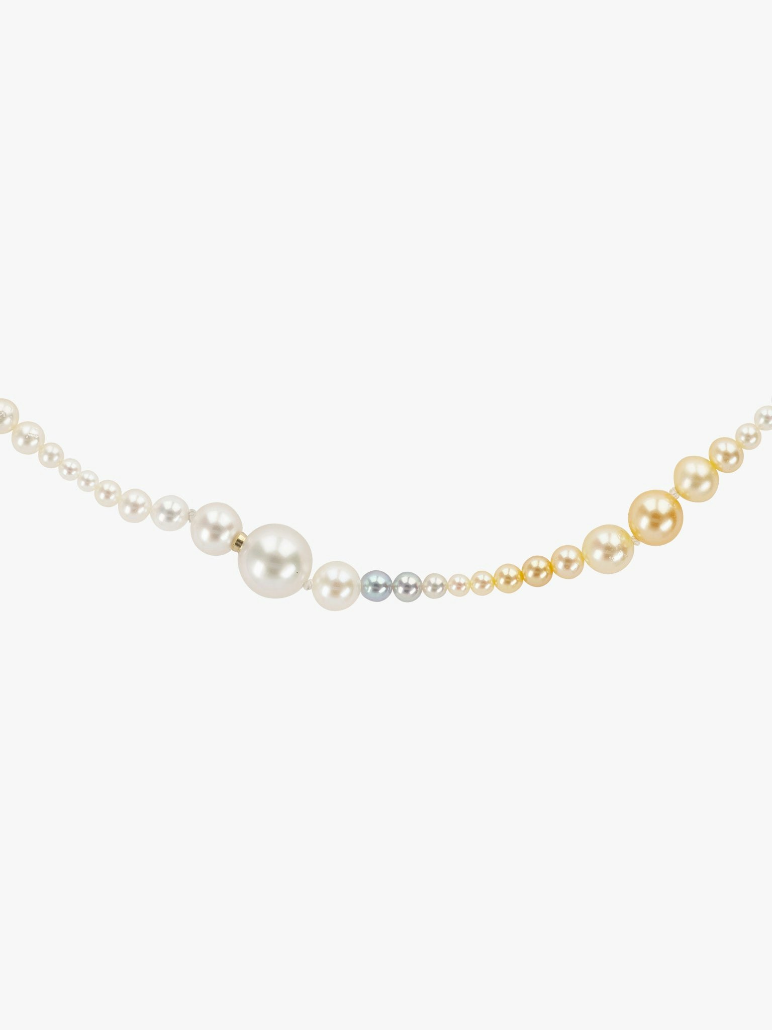 Vela pearl necklace photo 3