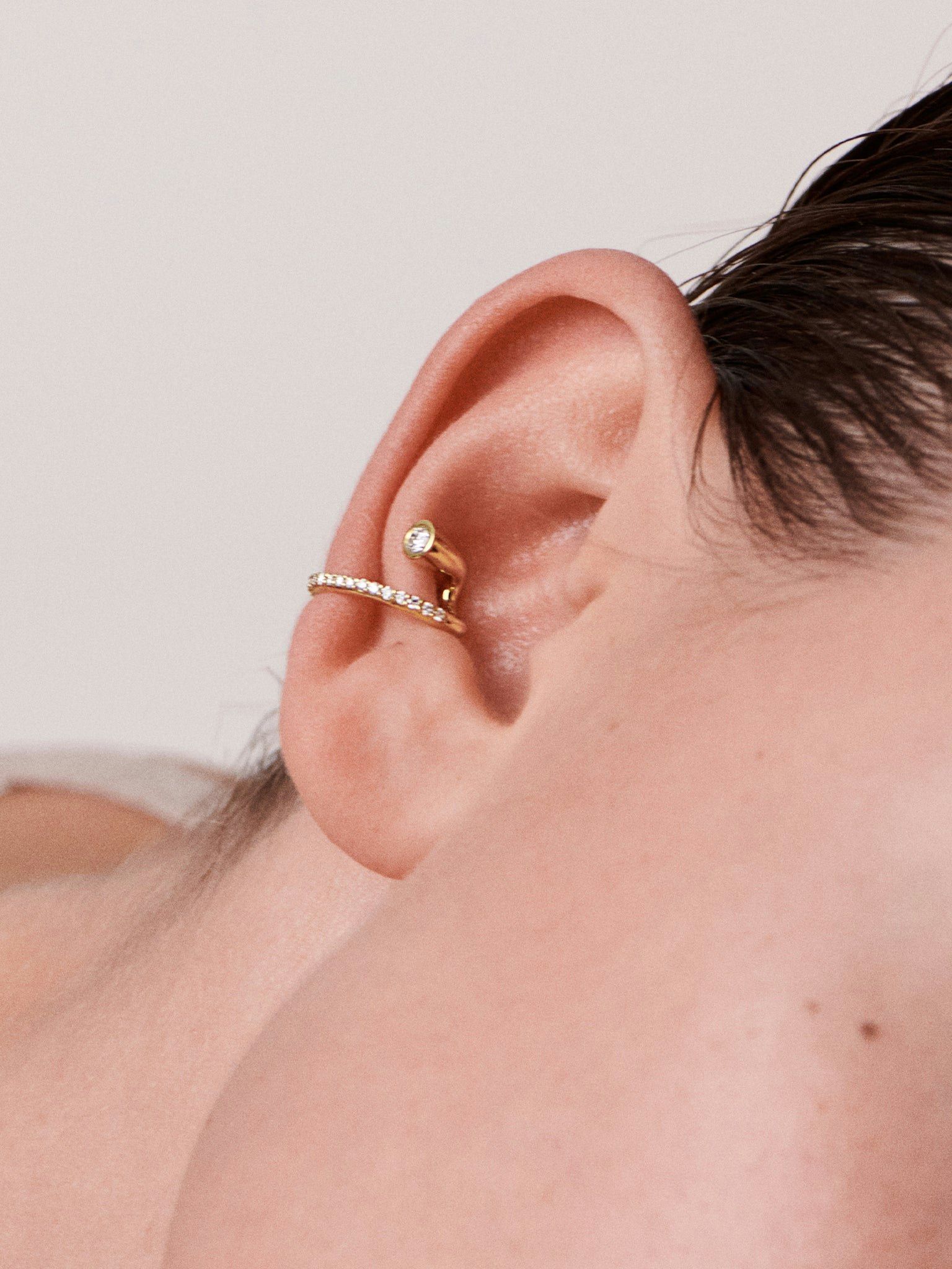 Crescendo pavé diamond ear cuff photo 2