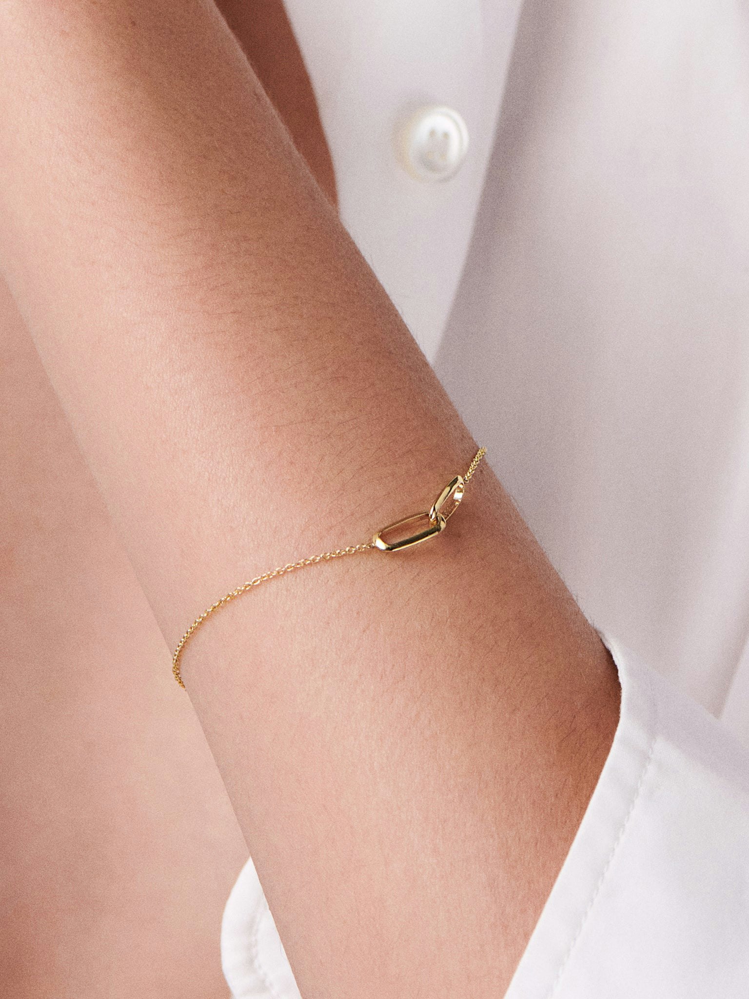 Linked bracelet photo 2