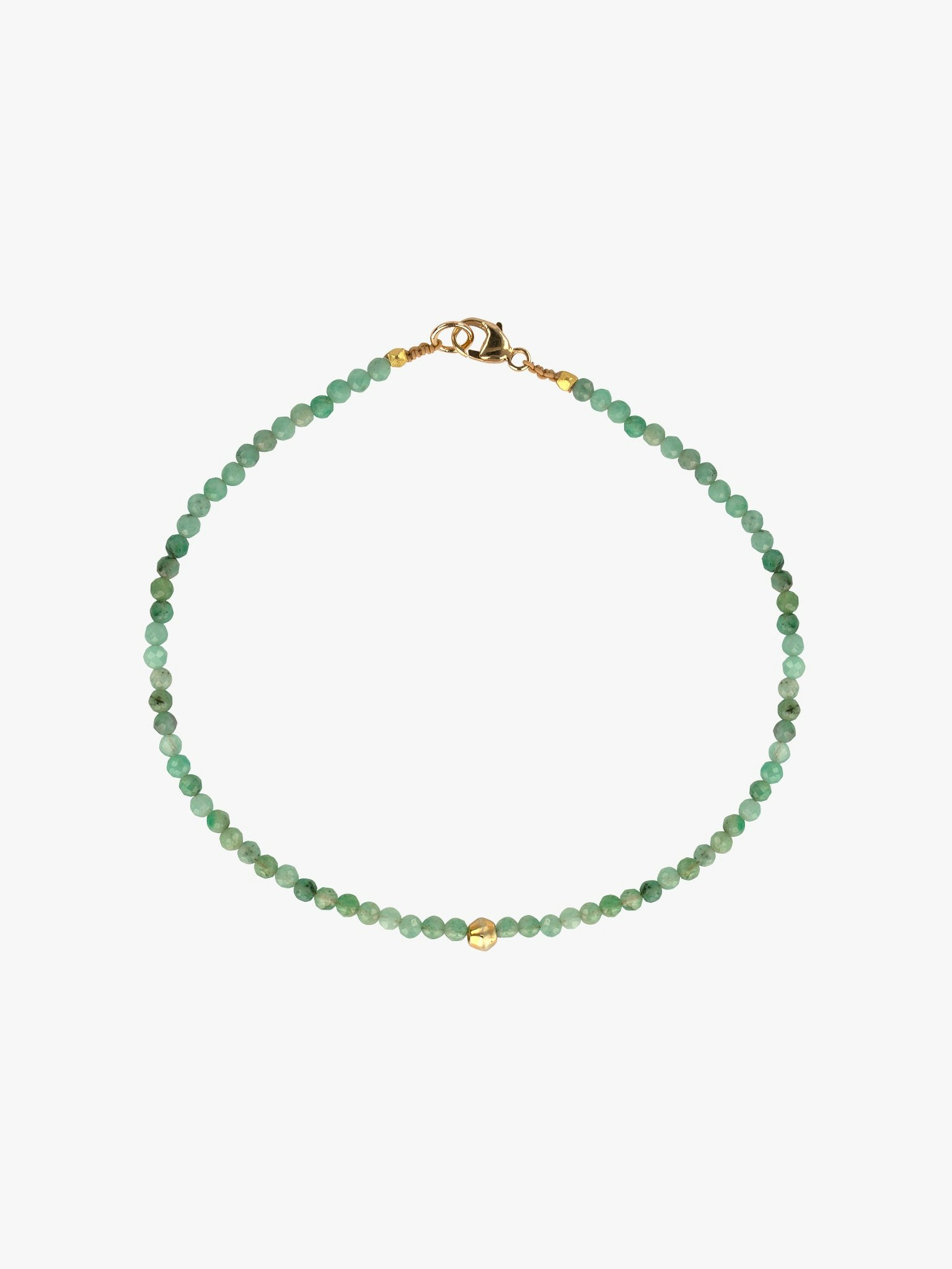 Emerald and gold beaded bracelet video