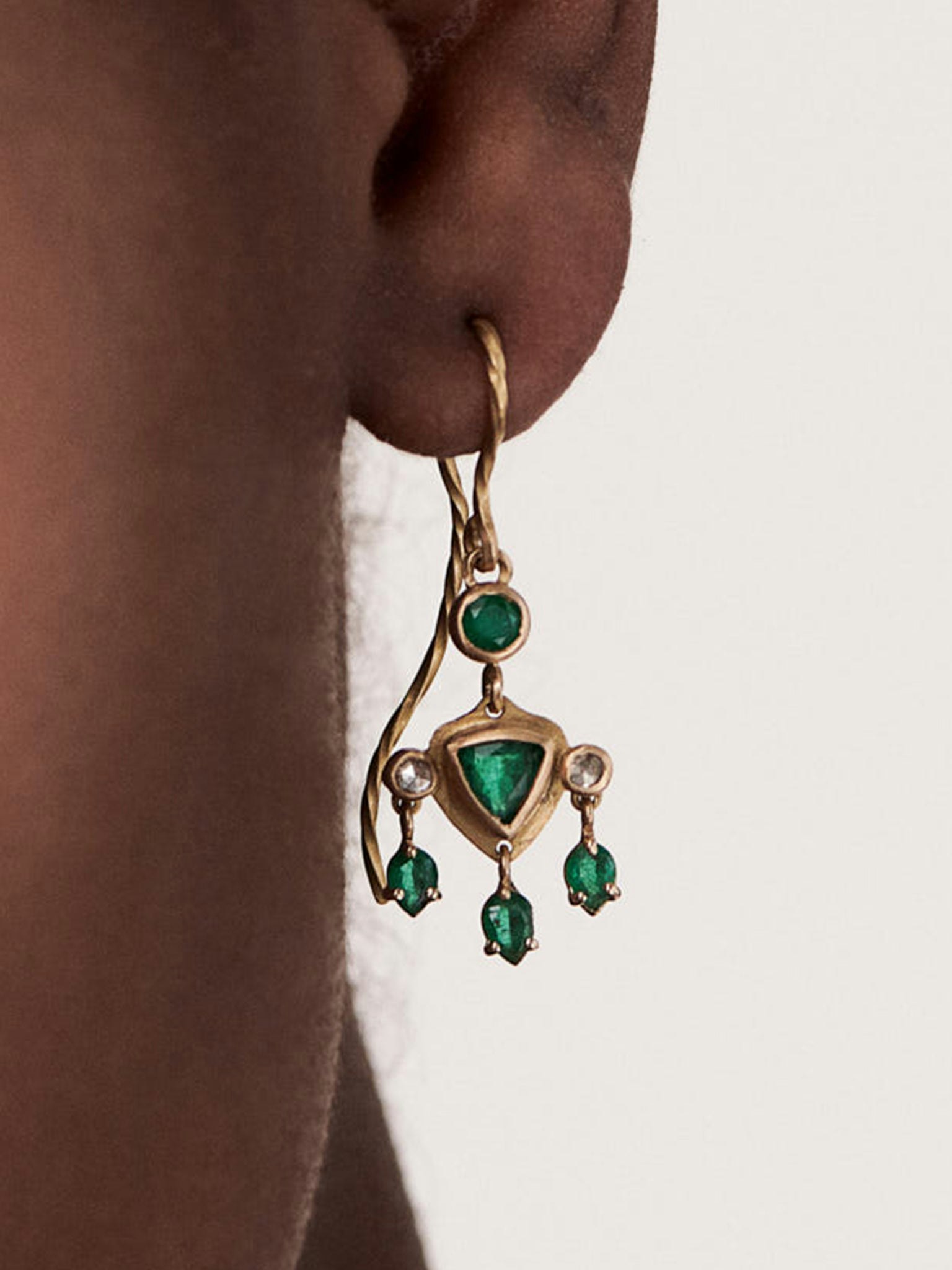 Emerald earrings photo 4