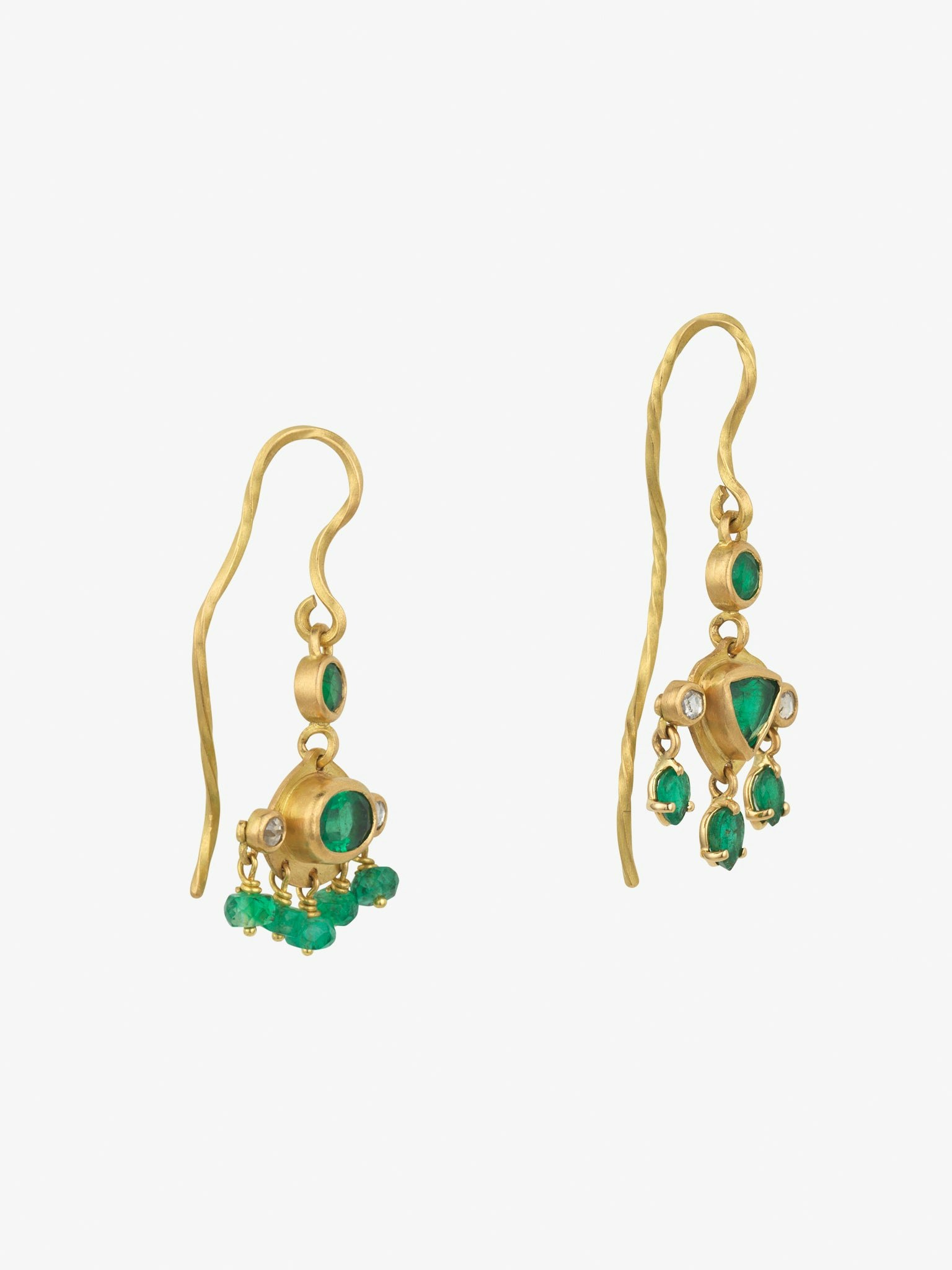 Emerald earrings photo 3