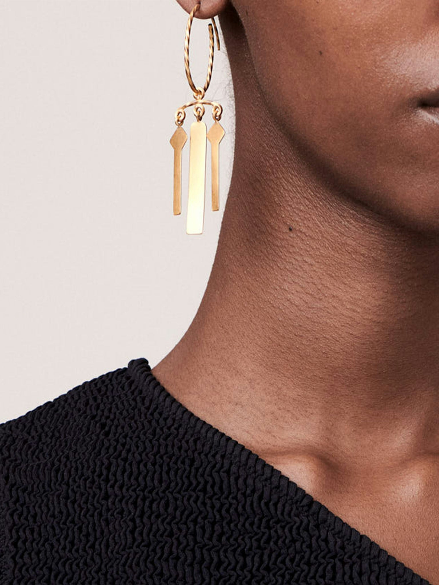 Persian tale hoop earring photo 4