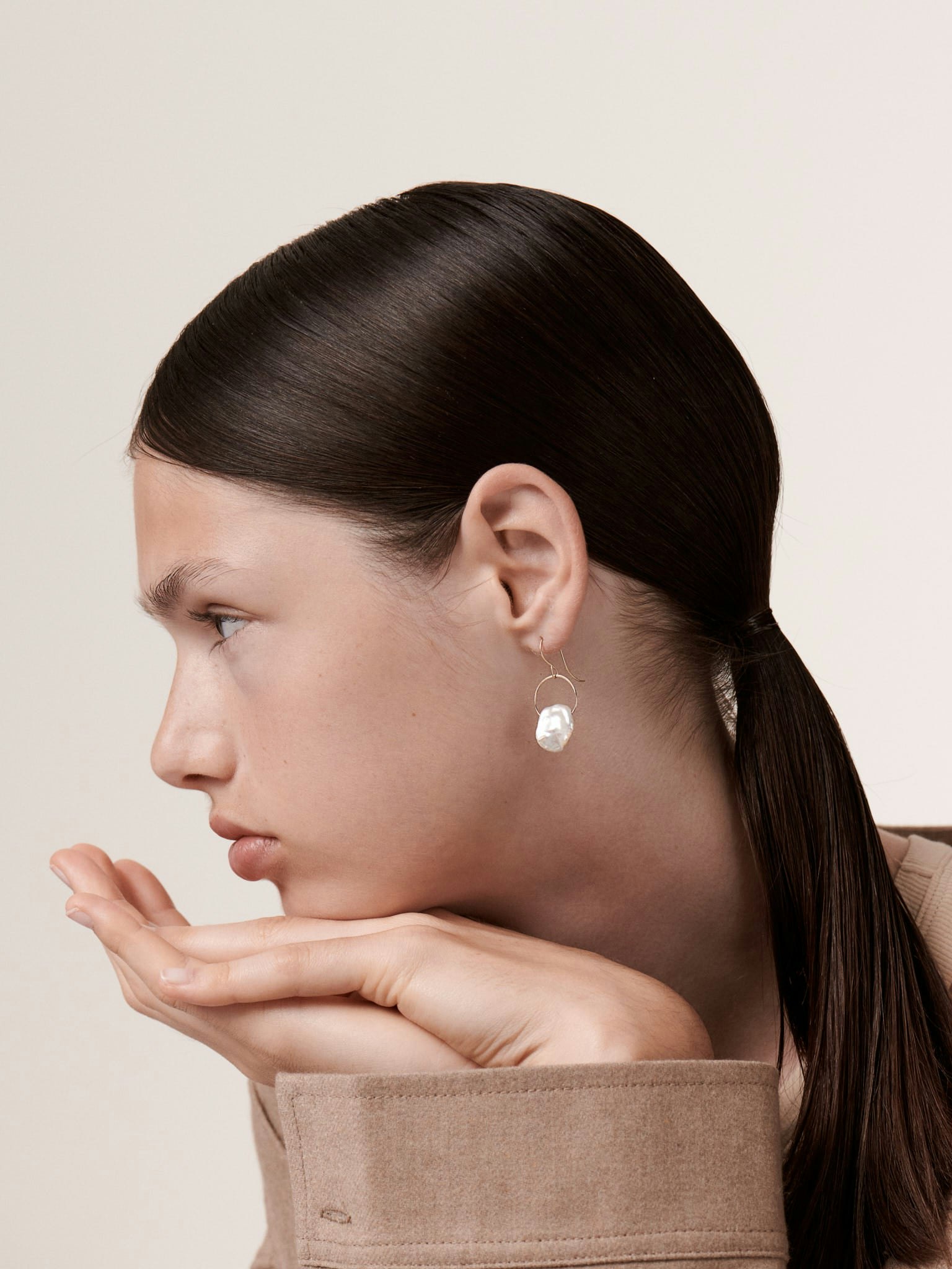Keshi pearl drop earrings photo 4