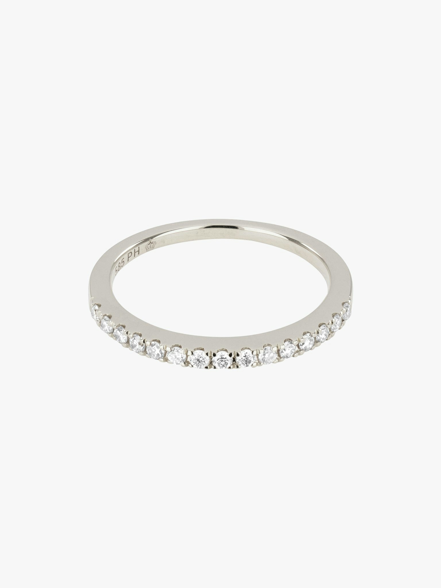 Fine alliance diamond eternity ring photo 1