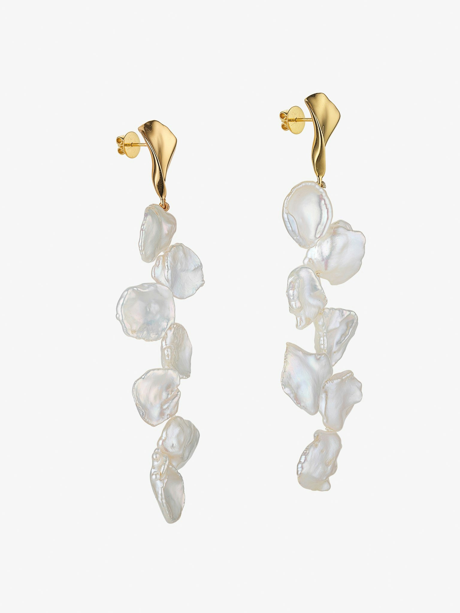Pearl petal earrings photo 3