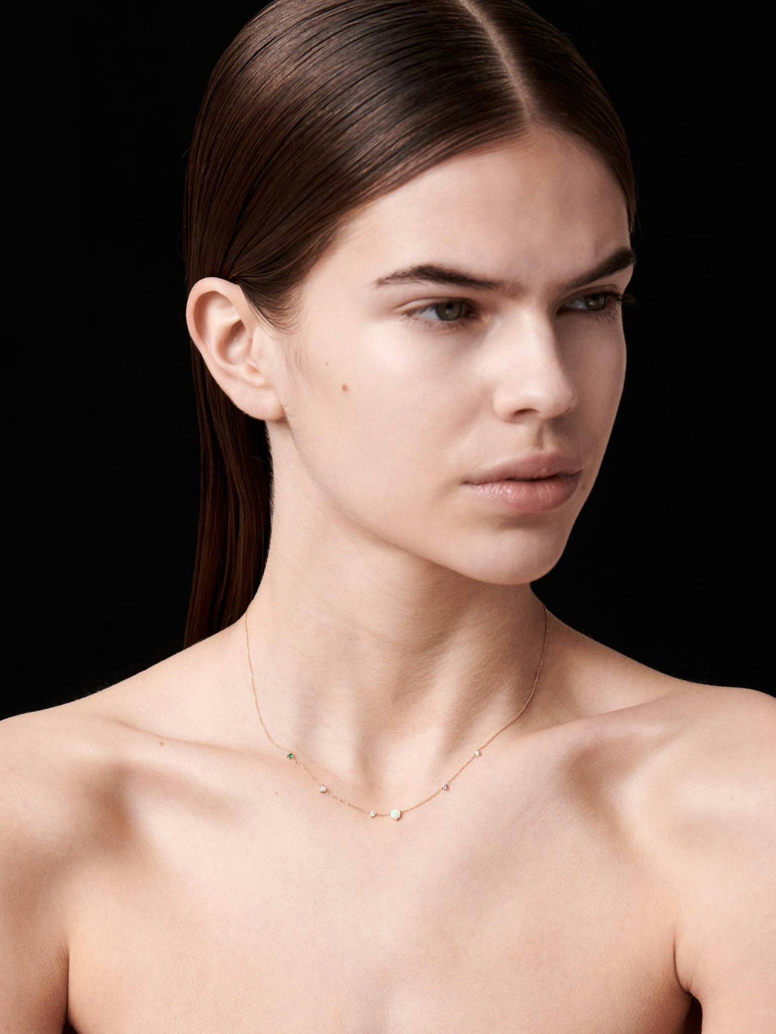 Linear chain necklace photo 2